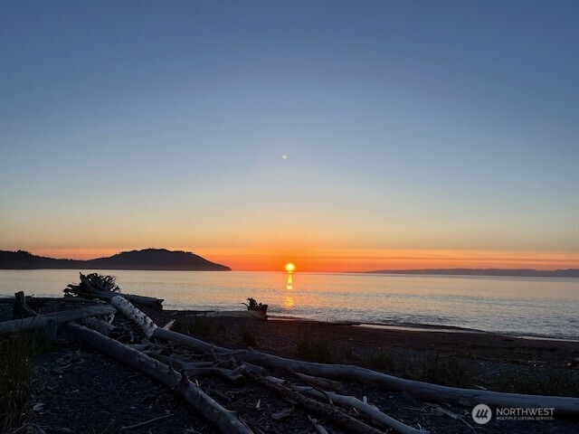 2390 Place Road Port Angeles, WA 98363 - Photo 35 of 40