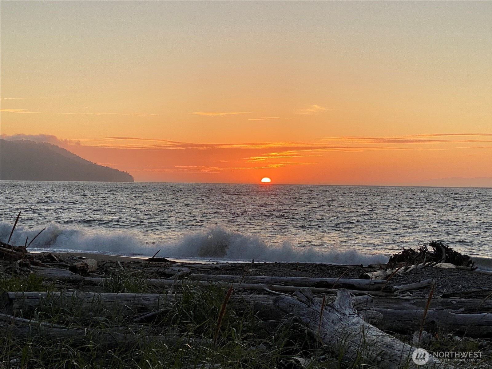 2390 Place Road Port Angeles, WA 98363 - Photo 4 of 40