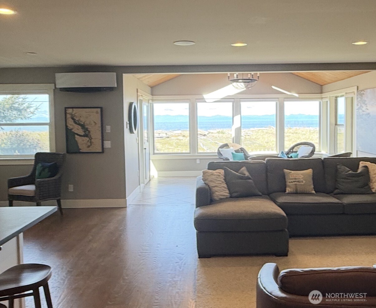 2390 Place Road Port Angeles, WA 98363 - Photo 7 of 40