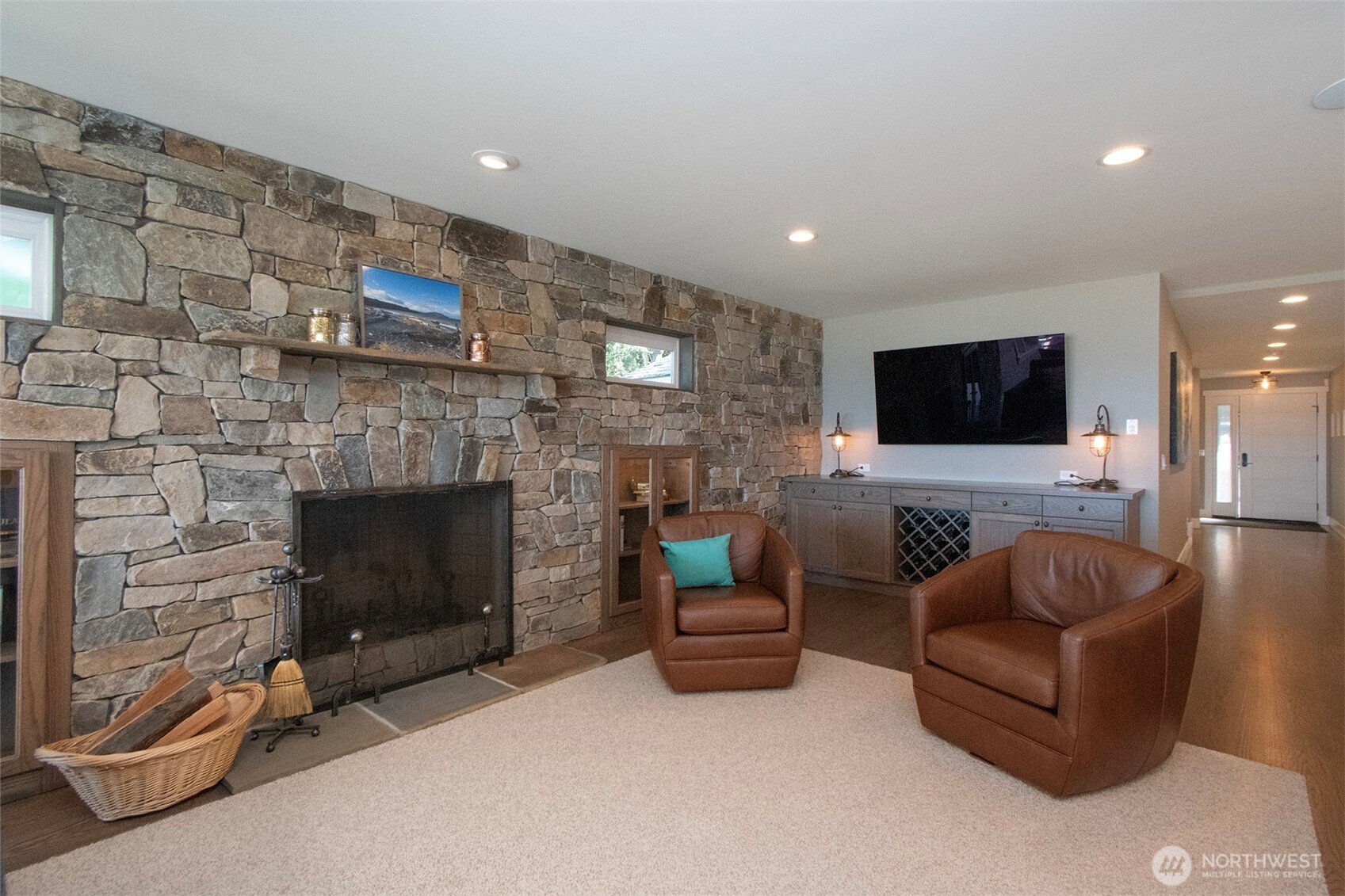 2390 Place Road Port Angeles, WA 98363 - Photo 10 of 40