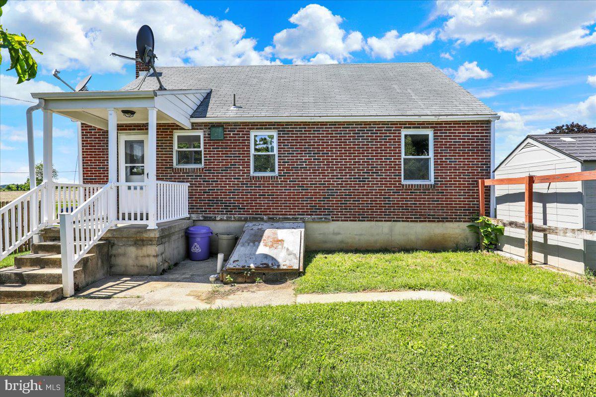 418 Egle Road Reading, PA 19601 - Photo 30 of 33