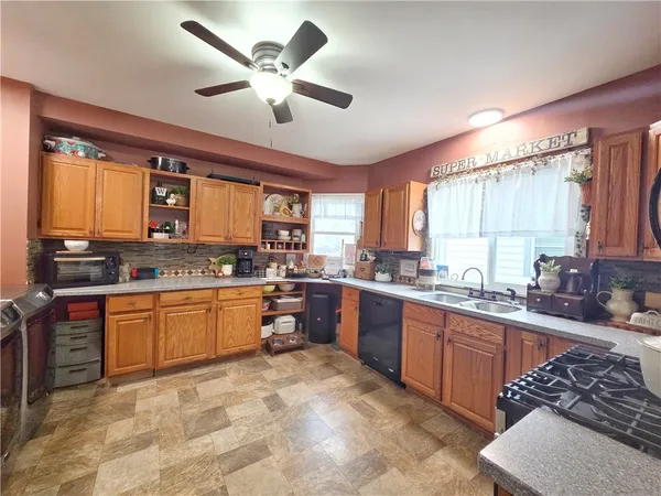 $159,900 | 903 Cedar Street, Southport, NY 14904