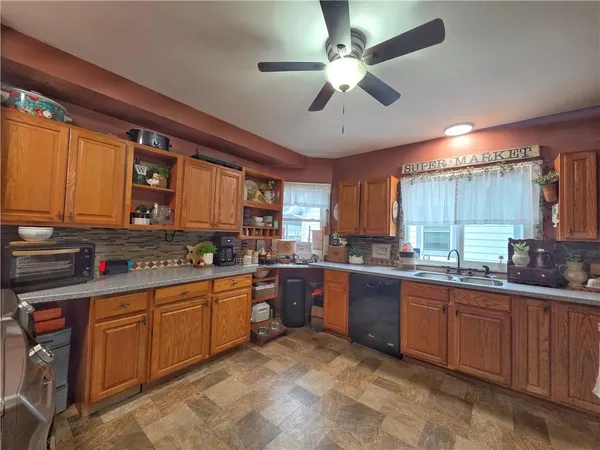 $159,900 | 903 Cedar Street, Southport, NY 14904