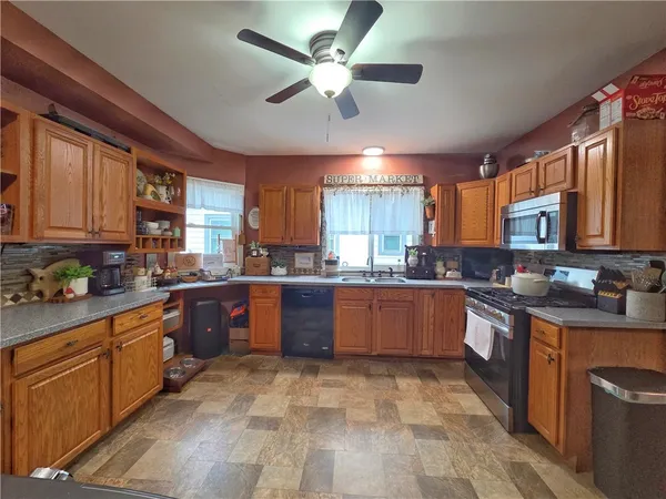 $159,900 | 903 Cedar Street, Southport, NY 14904