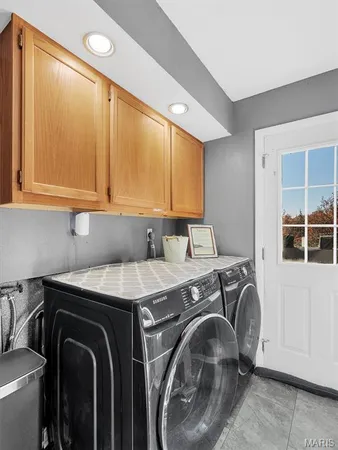 $335,000 | 705 South Mansion Street, Sullivan, MO 63080