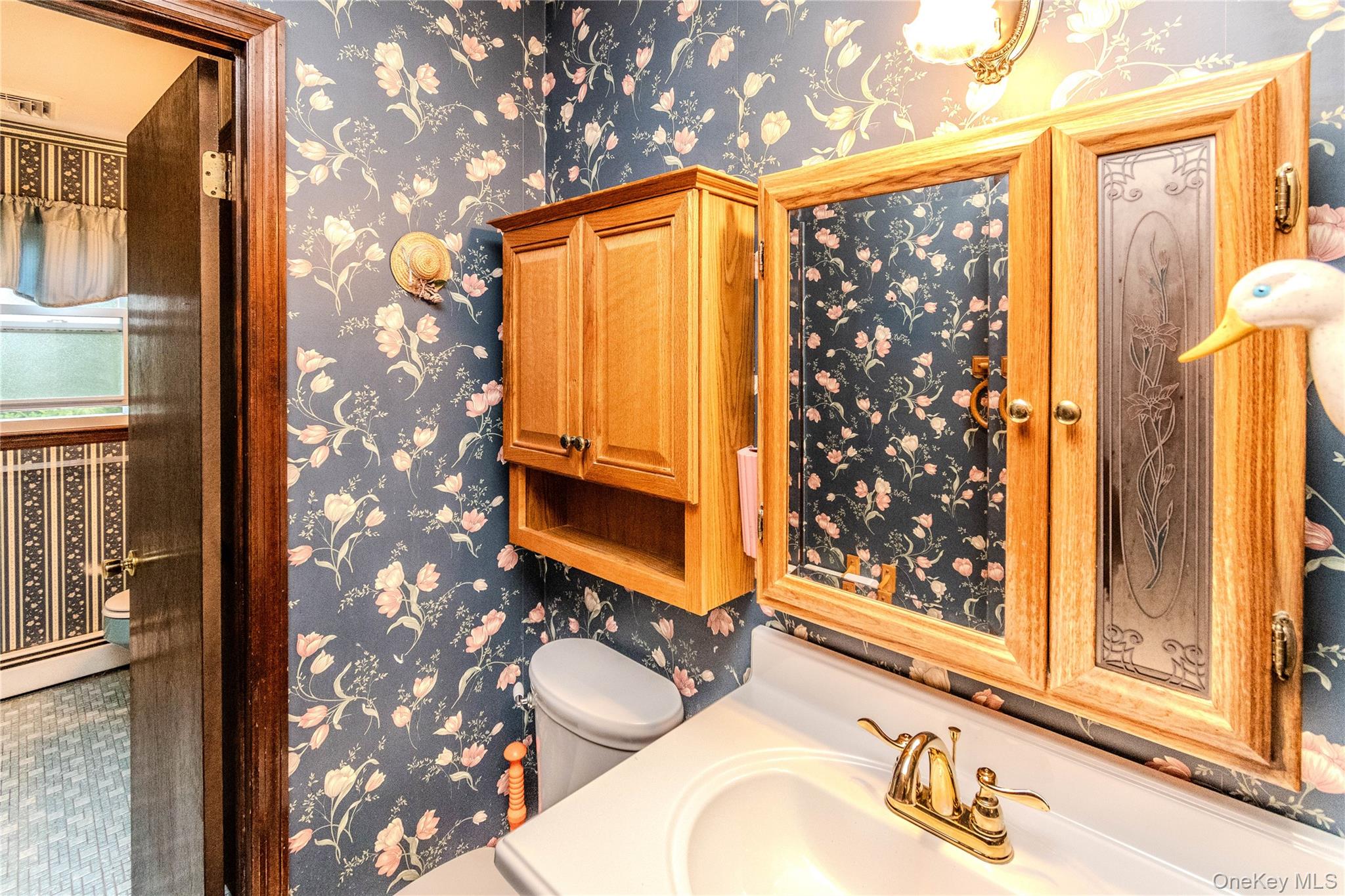 6 Bates Circle Florida, NY 10921 - Photo 26 of 50 Ensuite Half Bathroom - entrances through Primary bedroom and Bathroom 1