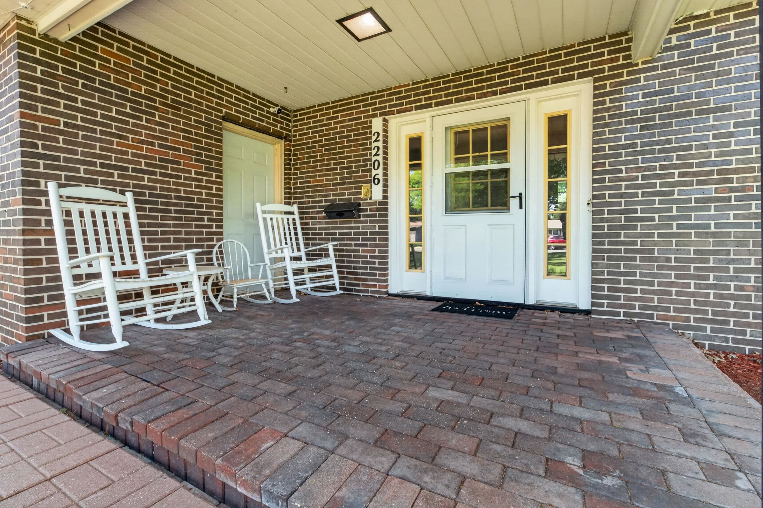 2206 Aspen Road Madison, WI 53711 - Photo 2 of 48