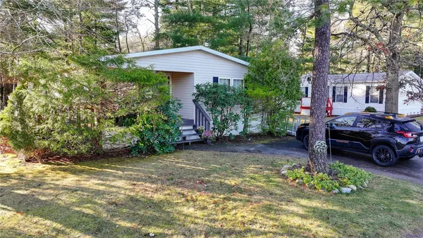 $224,900 | 15 Kelly Lane, Coventry, RI 02816