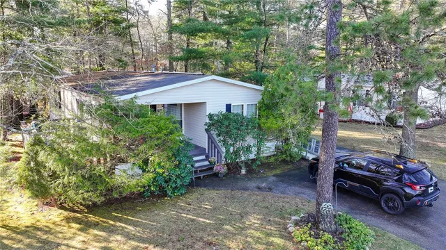 $239,900 | 15 Kelly Lane, Coventry, RI 02816