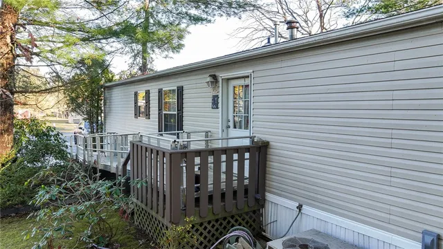 $239,900 | 15 Kelly Lane, Coventry, RI 02816