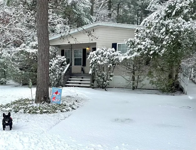 $224,900 | 15 Kelly Lane, Coventry, RI 02816