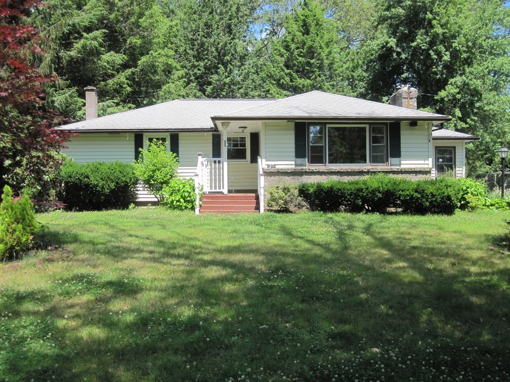 27 Soule Road Wilbraham, MA 01095 - Photo 1 of 30 Gallery Image 1
