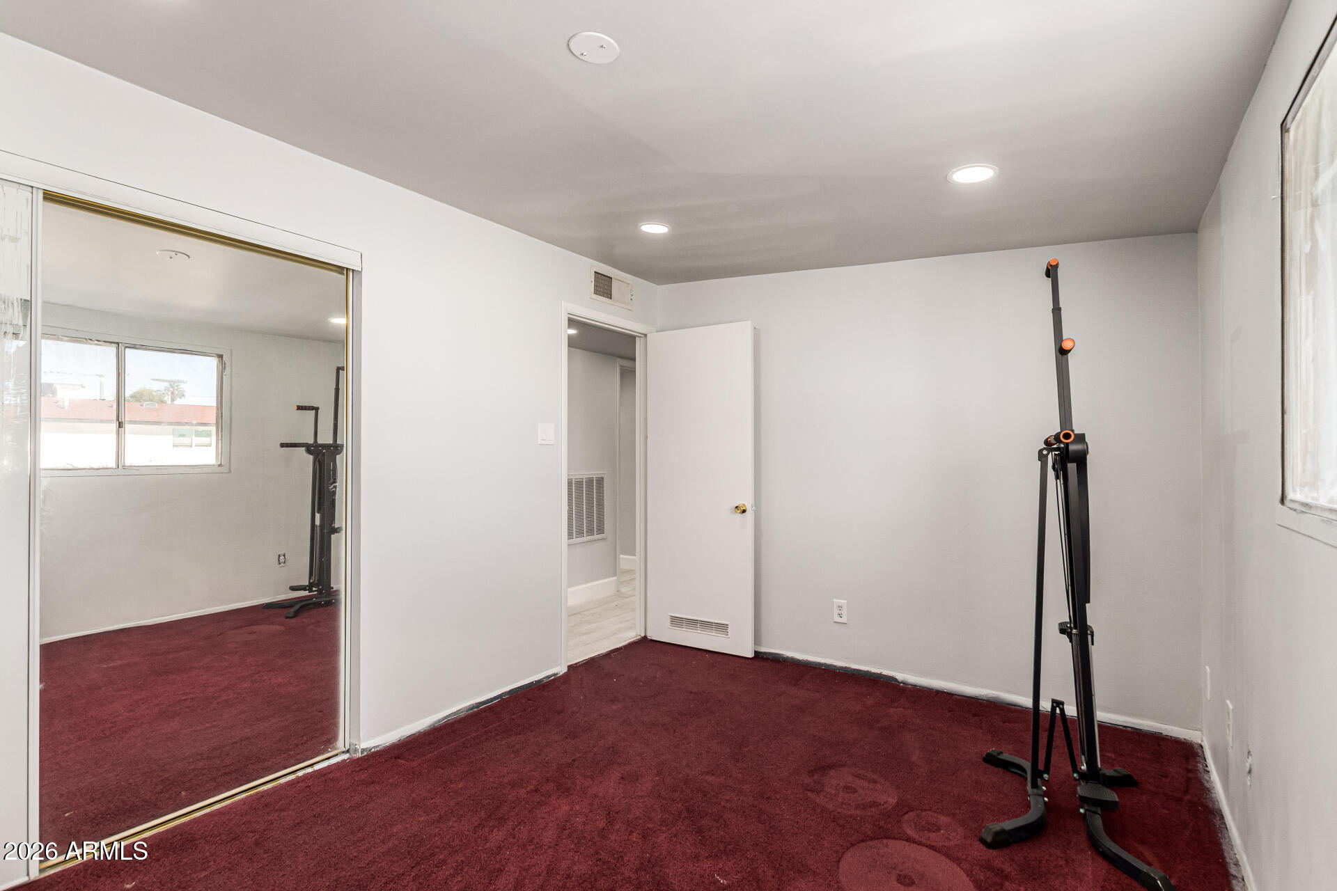 8218 West Osborn Road Phoenix, AZ 85033 - Photo 16 of 27 a view of empty room