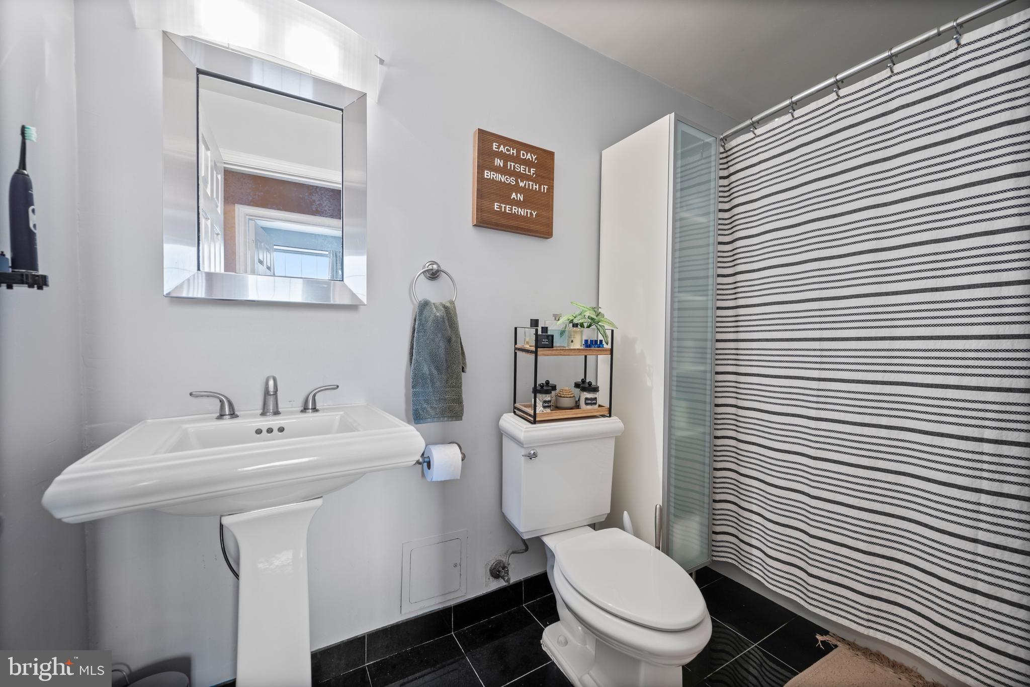 1011 Hunter Street, Unit I4 Baltimore, MD 21202 - Photo 7 of 17