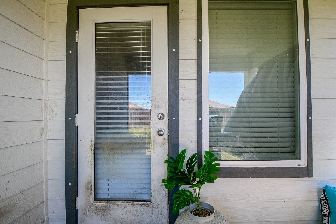 8134 Sugar Cane Lane Rosharon, TX 77583 - Photo 18 of 20