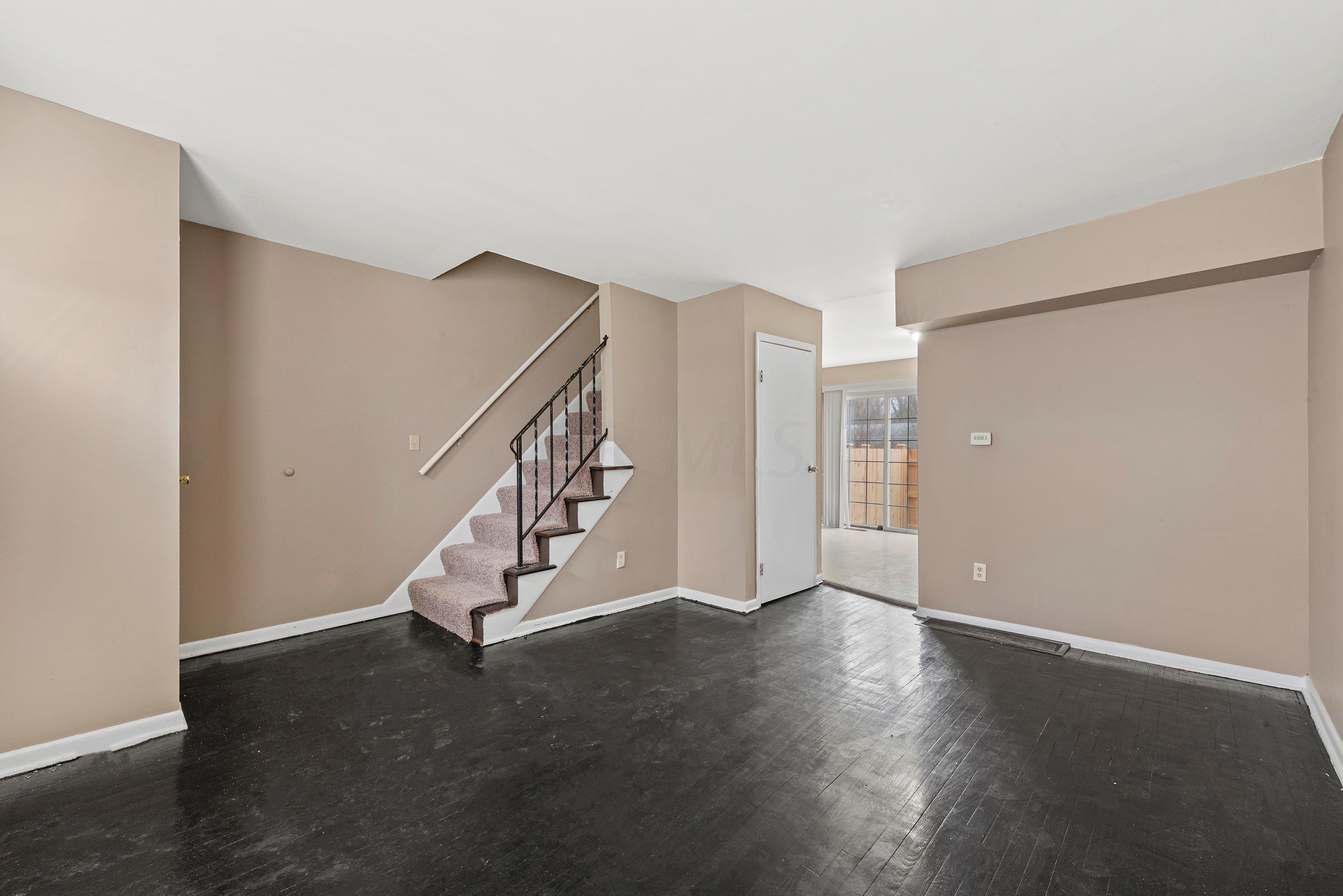 390 Barnett Road Columbus, OH 43213 - Photo 11 of 23