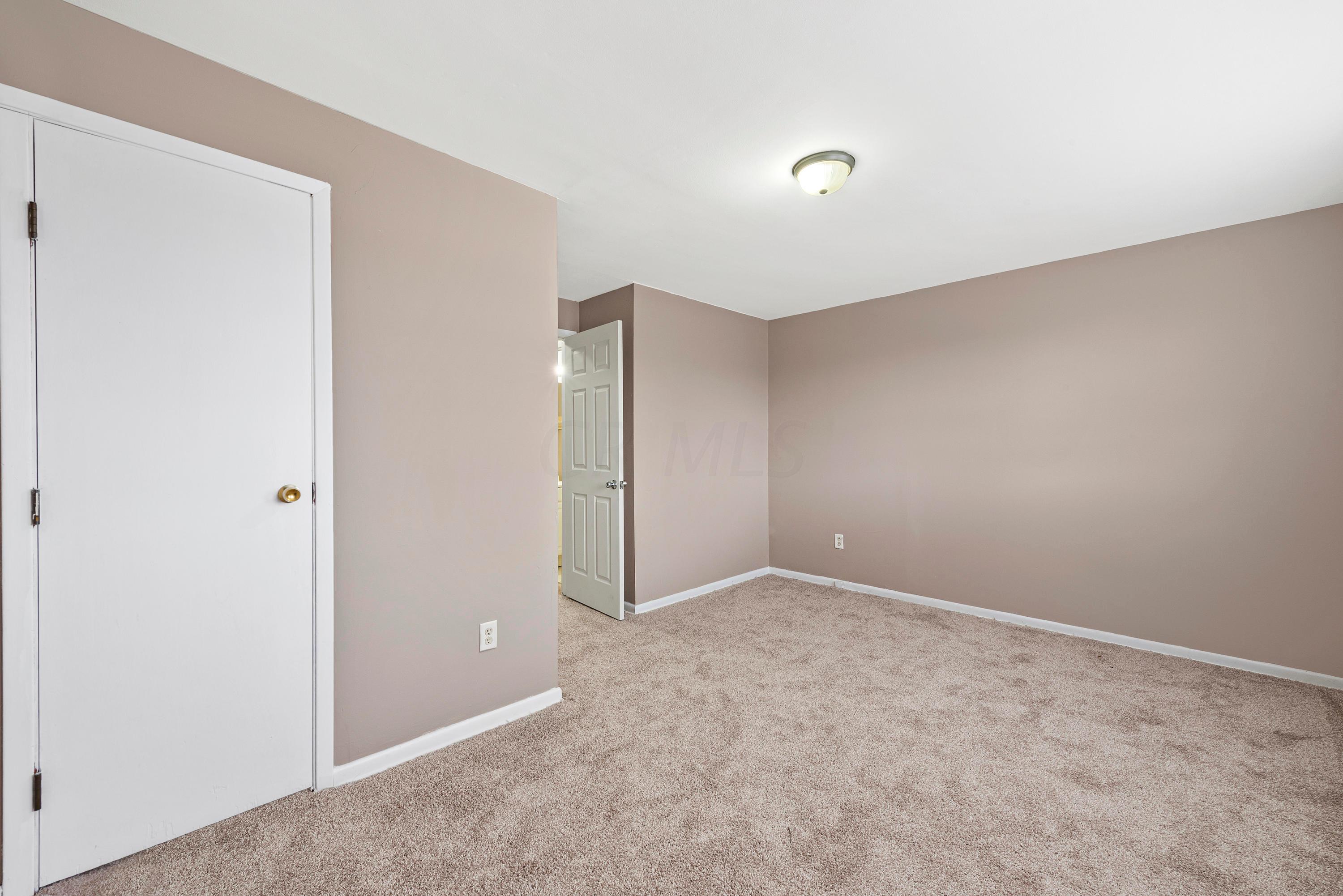 390 Barnett Road Columbus, OH 43213 - Photo 20 of 23