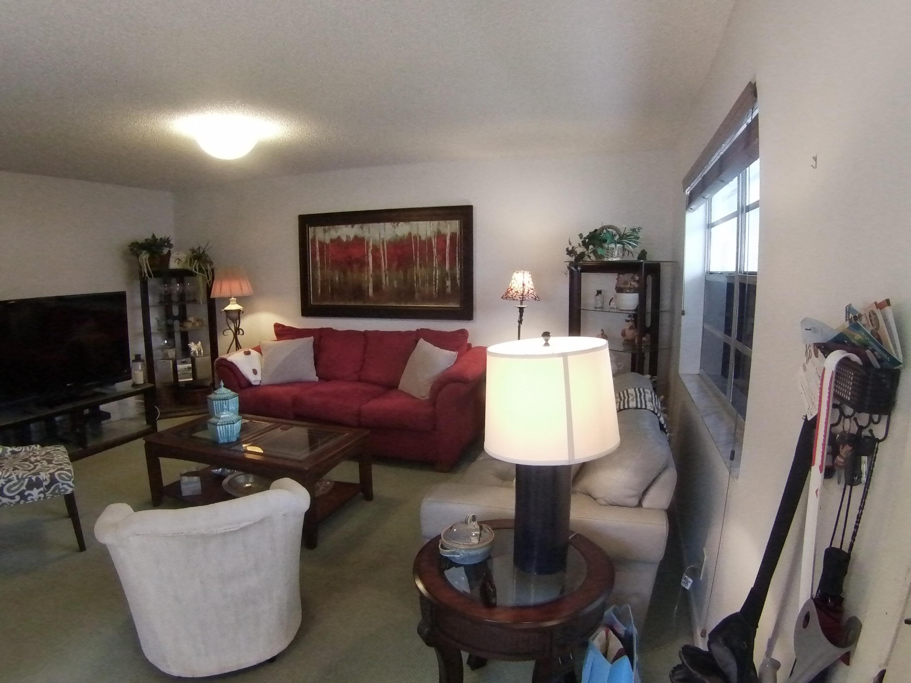 571 Capri L Delray Beach, FL 33484 - Photo 1 of 27 SING0001