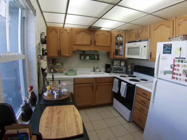 $1,750 | 571 Capri L, Delray Beach, FL 33484