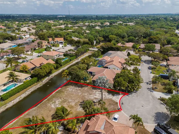 $389,990 | 5939 Northwest 52nd Street, Coral Springs, FL 33067