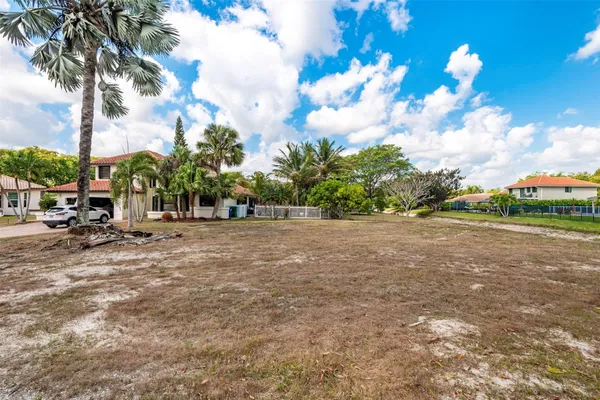 $389,990 | 5939 Northwest 52nd Street, Coral Springs, FL 33067