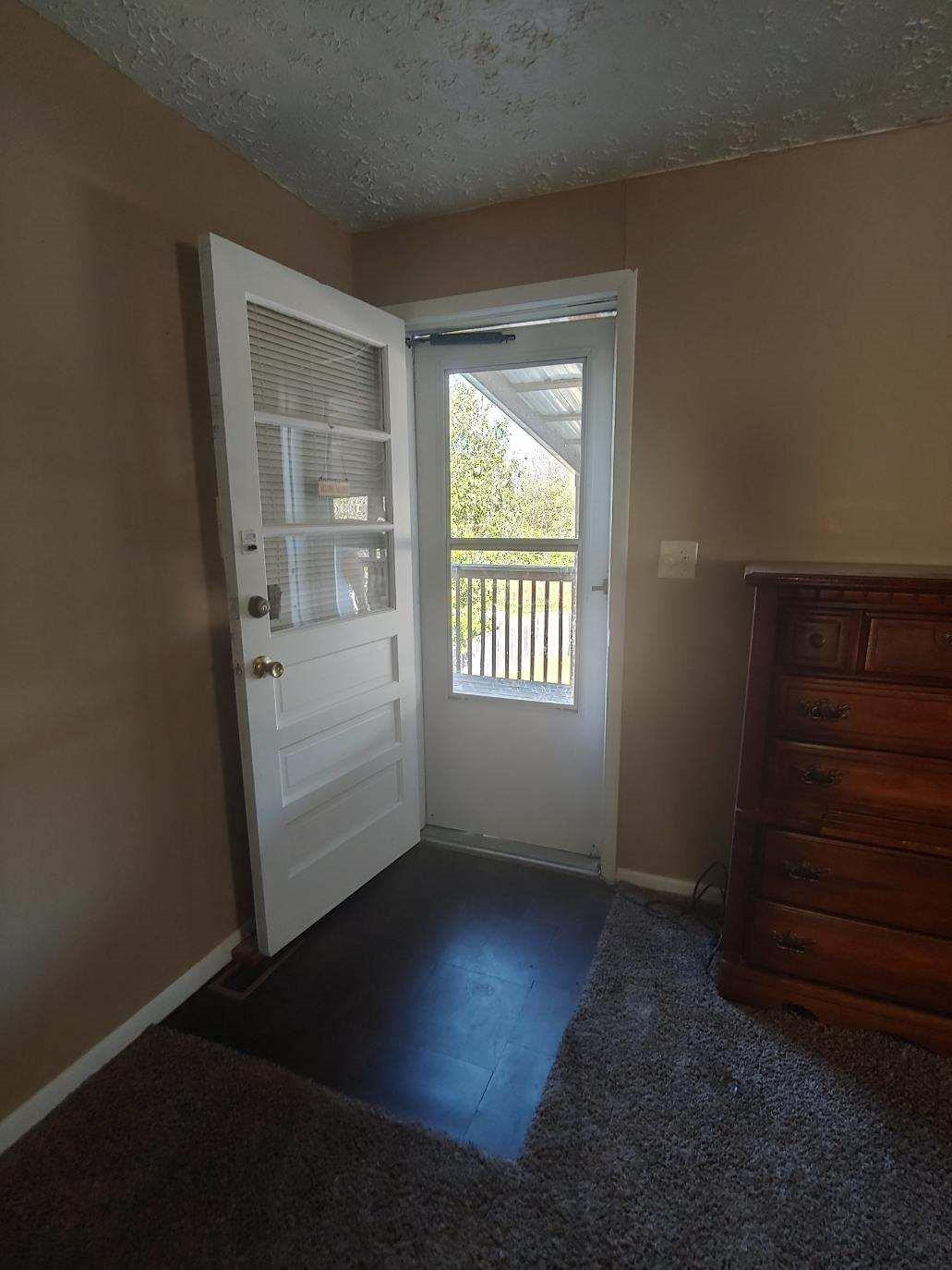 215 Locust Grove Road Winchester, KY 40391 - Photo 18 of 32 Listing Photo
