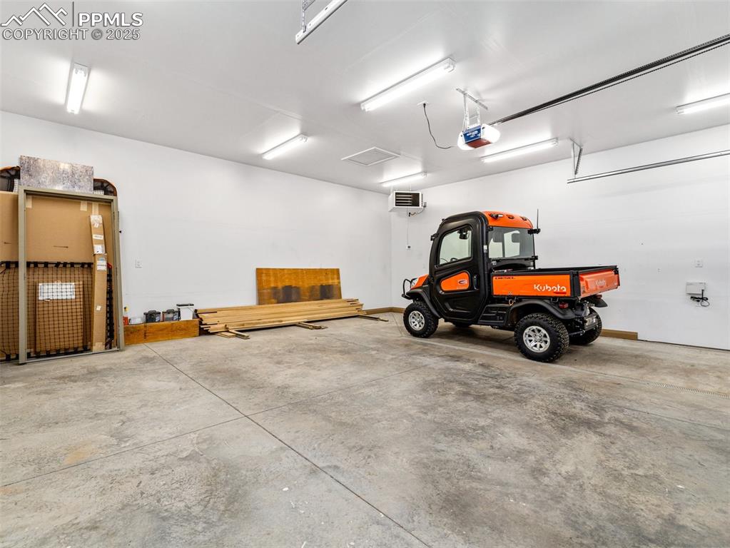 5843 Hart Ranch Drive Beulah, CO 81023 - Photo 28 of 50 a car parked in parking garage