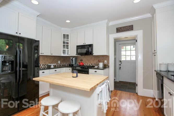 2017 Club Road Charlotte, NC 28205 - Photo 17 of 44 Gallery Image 17