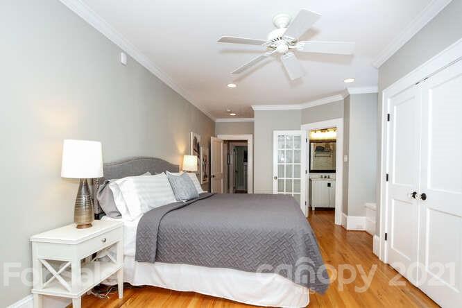 2017 Club Road Charlotte, NC 28205 - Photo 22 of 44 Gallery Image 22