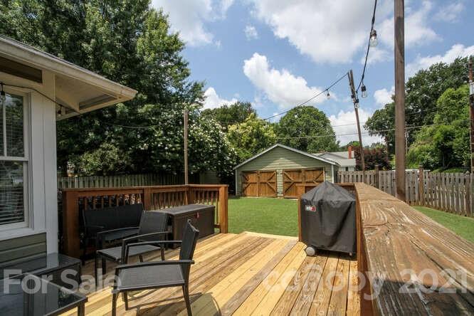 2017 Club Road Charlotte, NC 28205 - Photo 36 of 44 Gallery Image 36