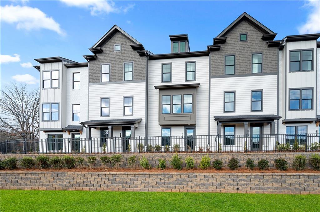 1867 Marisol Circle Kennesaw, GA 30144 - Photo 2 of 31