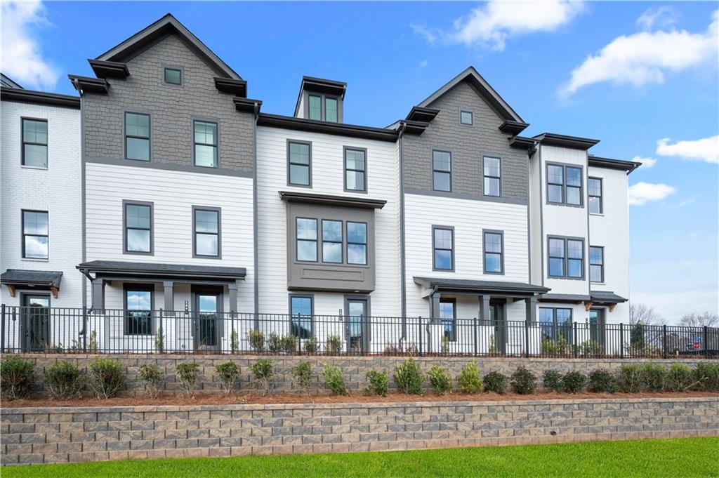 1867 Marisol Circle Kennesaw, GA 30144 - Photo 3 of 31