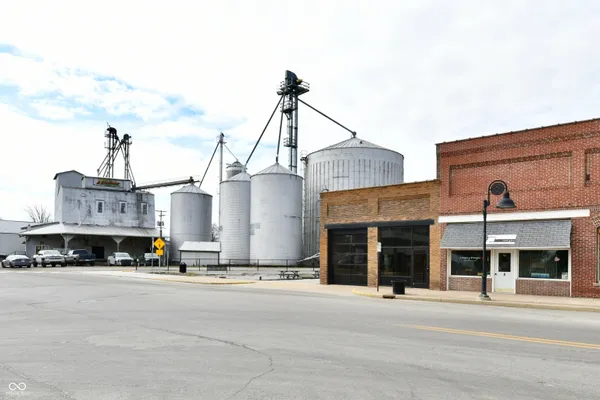 $192,500 | 606 West 2nd Street, Sheridan, IN 46069