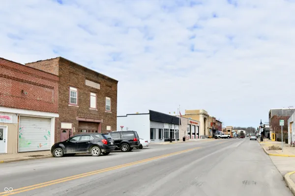 $192,500 | 606 West 2nd Street, Sheridan, IN 46069
