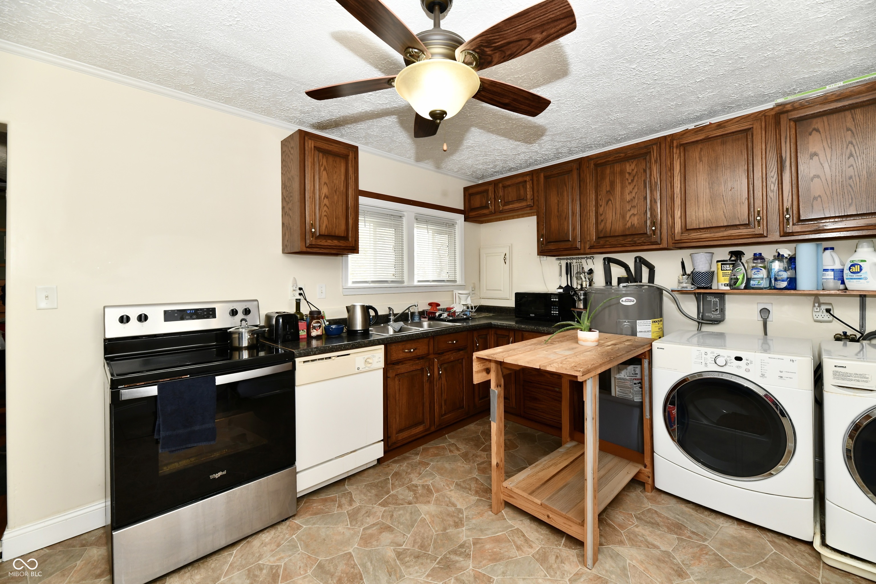 606 West 2nd Street Sheridan, IN 46069 - Photo 10 of 24