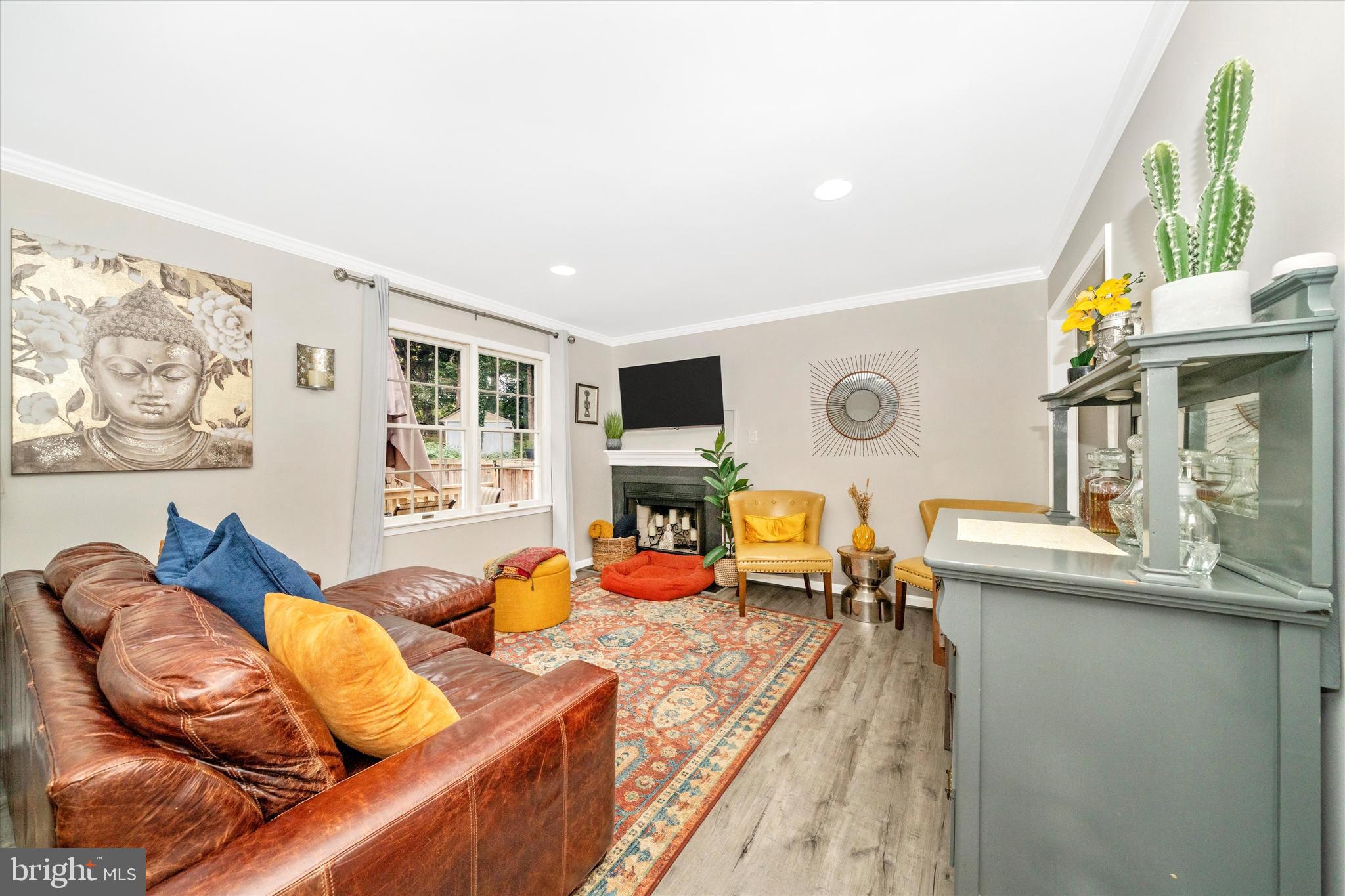6579 Edgewood Road New Market, MD 21774 - Photo 16 of 72 living room