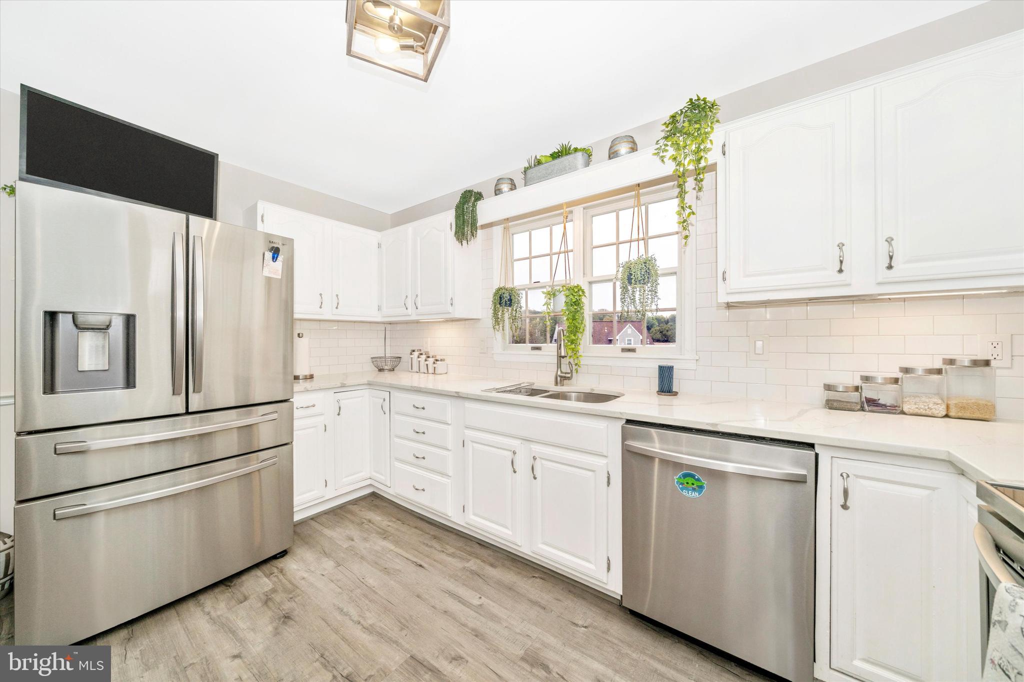 6579 Edgewood Road New Market, MD 21774 - Photo 7 of 72 kitchen