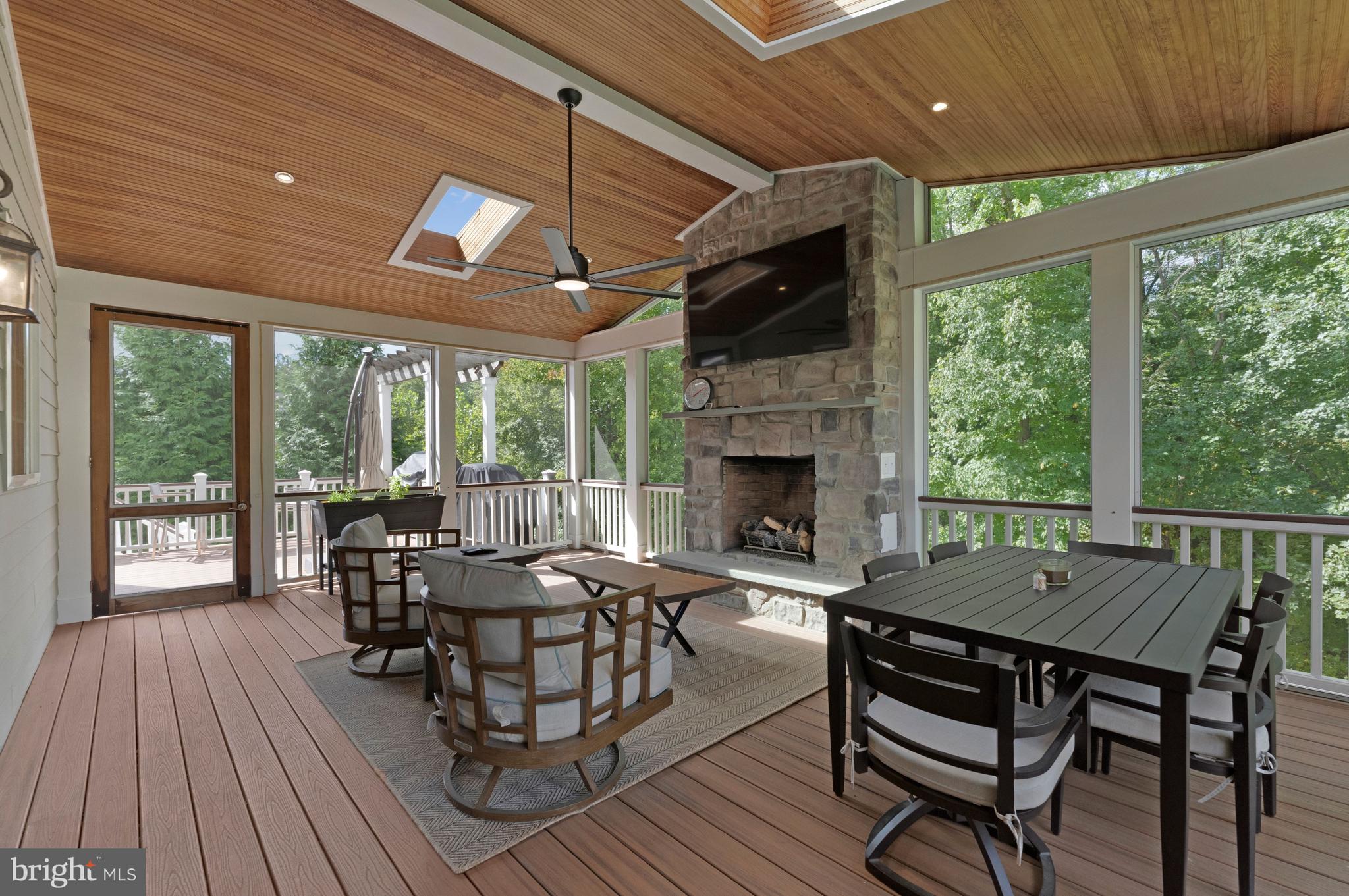 1302 Scotts Run Road McLean, VA 22102 - Photo 58 of 66 Gallery Image 58