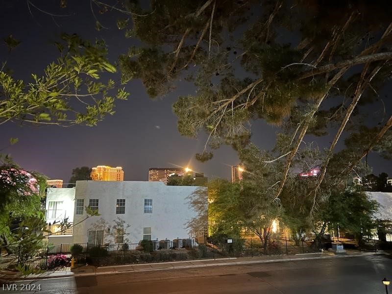 555 South Royal Crest Cir Unit 27