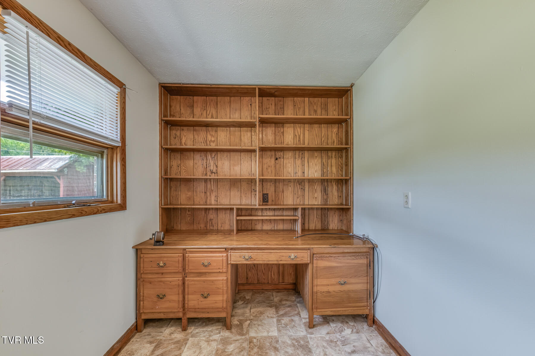 759 1st Avenue Hampton, TN 37658 - Photo 19 of 72 759 First Ave-18