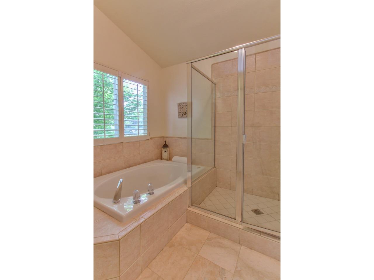 18245 Berta Canyon Road Salinas, CA 93907 - Photo 17 of 33 Gallery Image 17