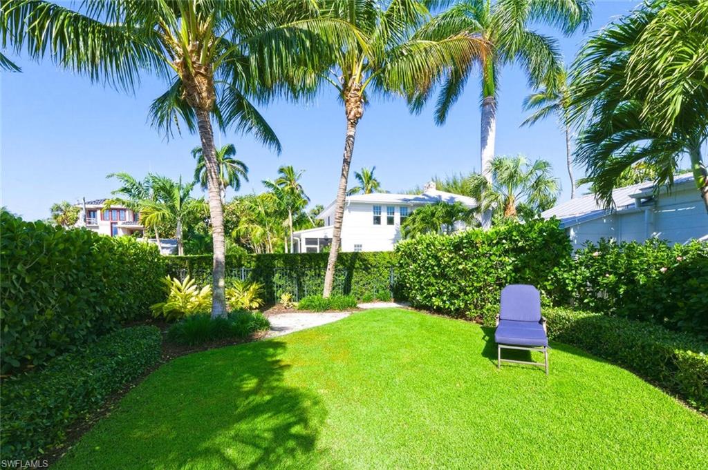 92 10th Avenue South Naples, FL 34102 - Photo 35 of 41