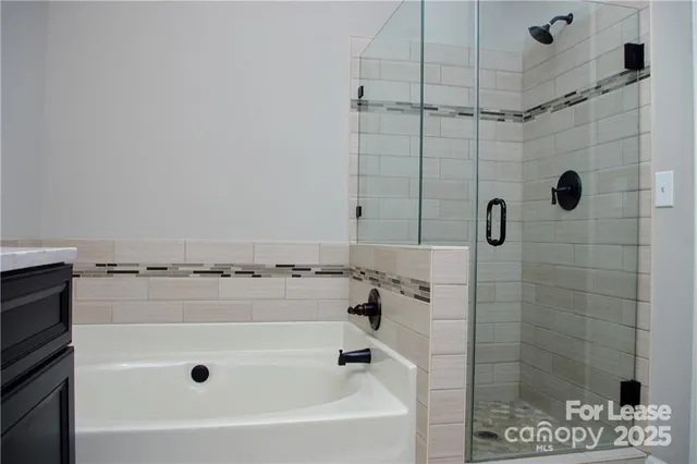 $2,175 | 20700 Willow Pond Road, Cornelius, NC 28031