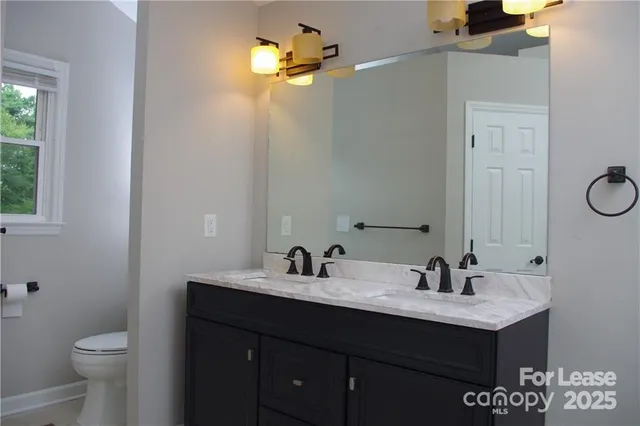 $2,175 | 20700 Willow Pond Road, Cornelius, NC 28031