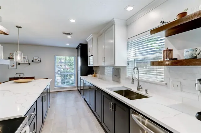 $2,600 | 9738 Derrik Drive, Houston, TX 77080