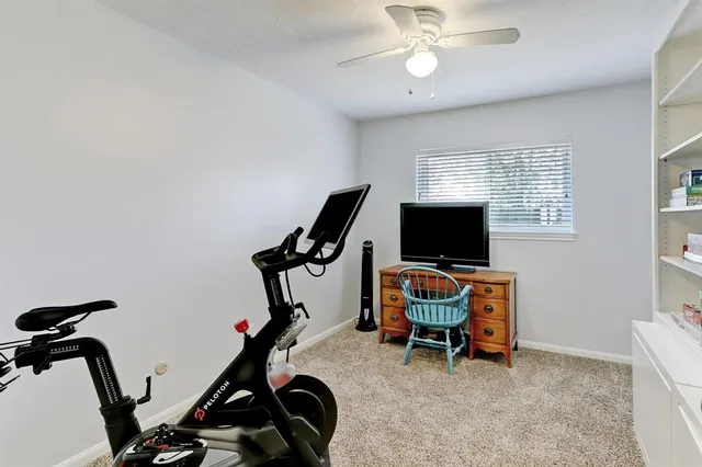 $2,600 | 9738 Derrik Drive, Houston, TX 77080