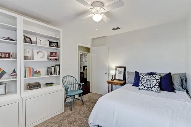 $2,600 | 9738 Derrik Drive, Houston, TX 77080