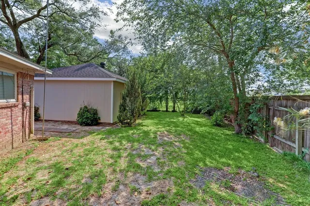$2,600 | 9738 Derrik Drive, Houston, TX 77080