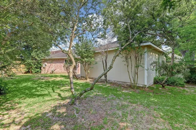 $2,600 | 9738 Derrik Drive, Houston, TX 77080
