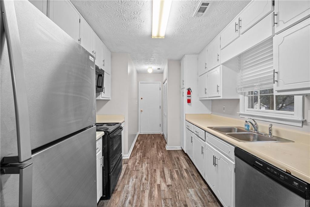 3645 Fay Drive Rex, GA 30273 - Photo 9 of 28